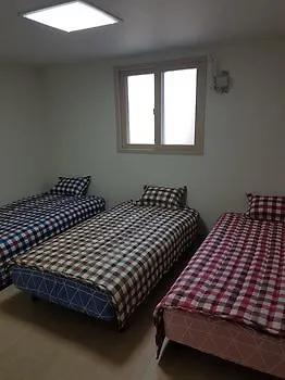 B.Stay Guest House 2*, Seoul